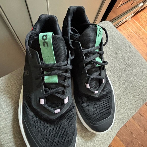 On Running Trainers Size 9.5W The Roger Spin Black Green - Picture 2 of 9